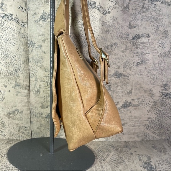 libaire Leather Saddle Style Backpack - Vintage - Picture 6 of 13